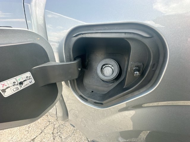 Used 2023 Chevrolet Colorado Z71 AWD/4WD image 51