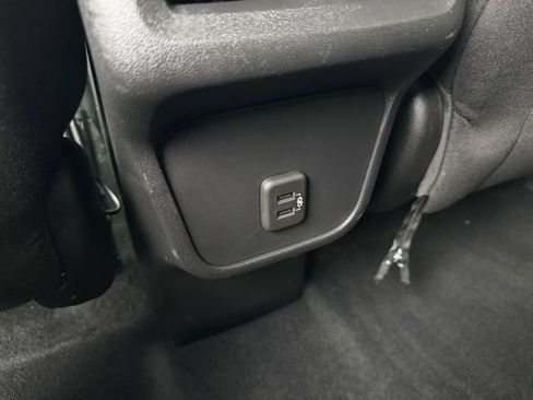 Certified 2023 Chevrolet Equinox LT w/ Driver Convenience Package image 7