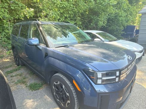 Used 2025 Hyundai Santa Fe SEL AWD/4WD image 3