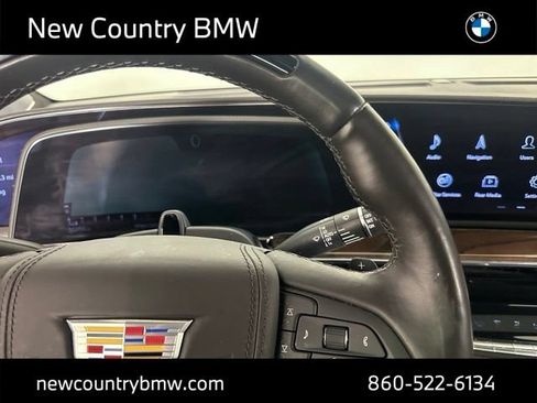 Used 2024 Cadillac Escalade ESV Sport Platinum w/ LPO, ONYX Package AWD/4WD image 13