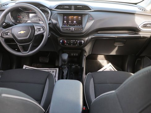 Used 2023 Chevrolet TrailBlazer LT image 16