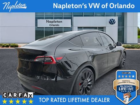 Used 2023 Tesla Model Y Performance image 6