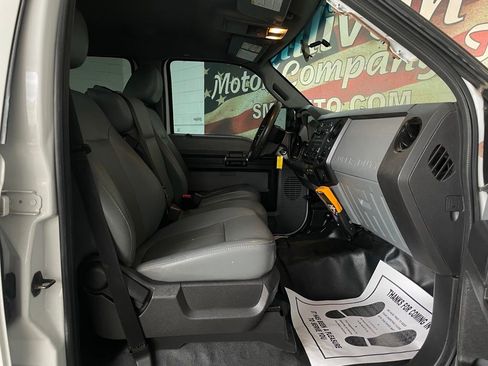 Used 2012 Ford F450 XL w/ PWR Equipment Group image 15