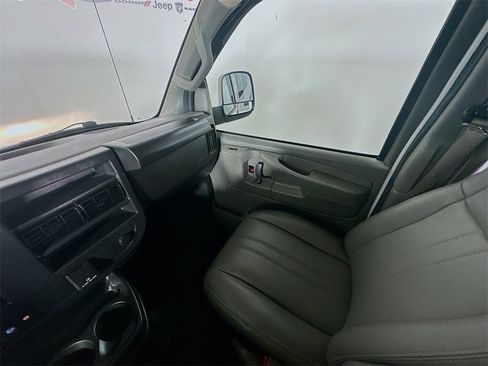 Used 2024 Chevrolet Express 2500 image 11