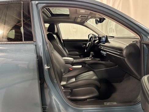 Used 2025 Honda HR-V EX-L image 15