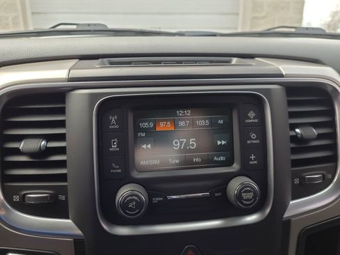 Used 2019 RAM 1500 Classic SLT image 18