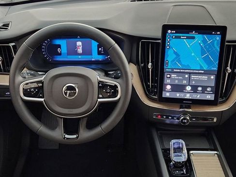 New 2026 Volvo XC60 B5 Plus w/ Protection Package Premier image 27