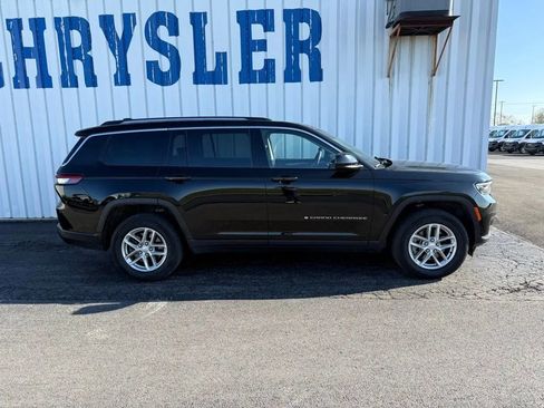 Used 2023 Jeep Grand Cherokee L Laredo image 9