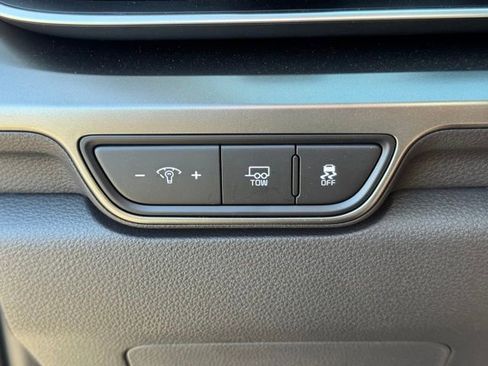 Used 2025 Kia Carnival SX w/ SX Dark Edition Package image 30