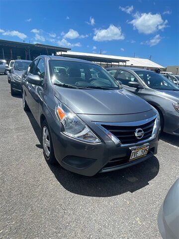 Used 2019 Nissan Versa SV FWD image 1