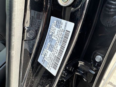 Certified 2025 MAZDA CX-30 2.5 Turbo w/ Premium Package image 19