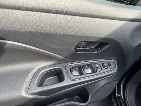 Used 2021 Nissan Versa S FWD image 22