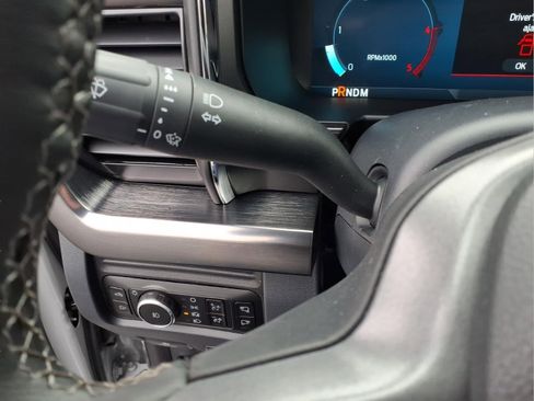 New 2026 Ford F250 Lariat w/ Black Appearance Package image 11