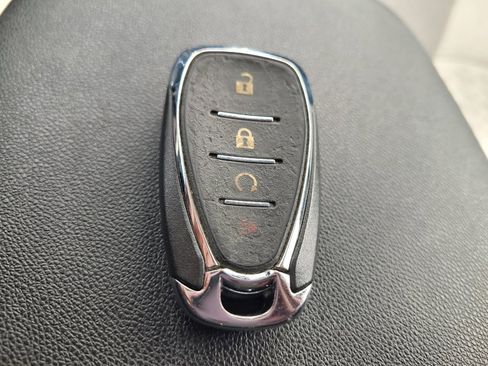 Used 2024 Chevrolet Equinox LS w/ LPO, Floor Liner Package FWD image 32