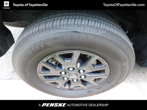 Used 2026 Toyota 4Runner SR5 AWD/4WD image 8