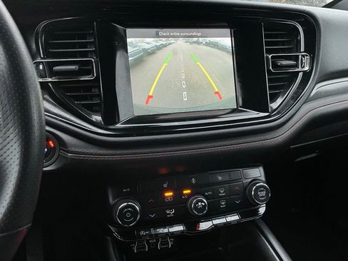 Used 2024 Dodge Durango GT image 18