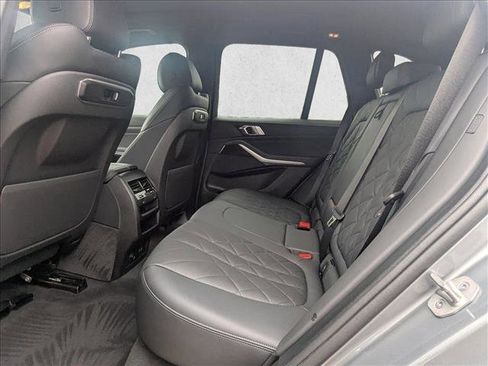 Used 2024 BMW X5 sDrive40i w/ Parking Assistance Package image 21