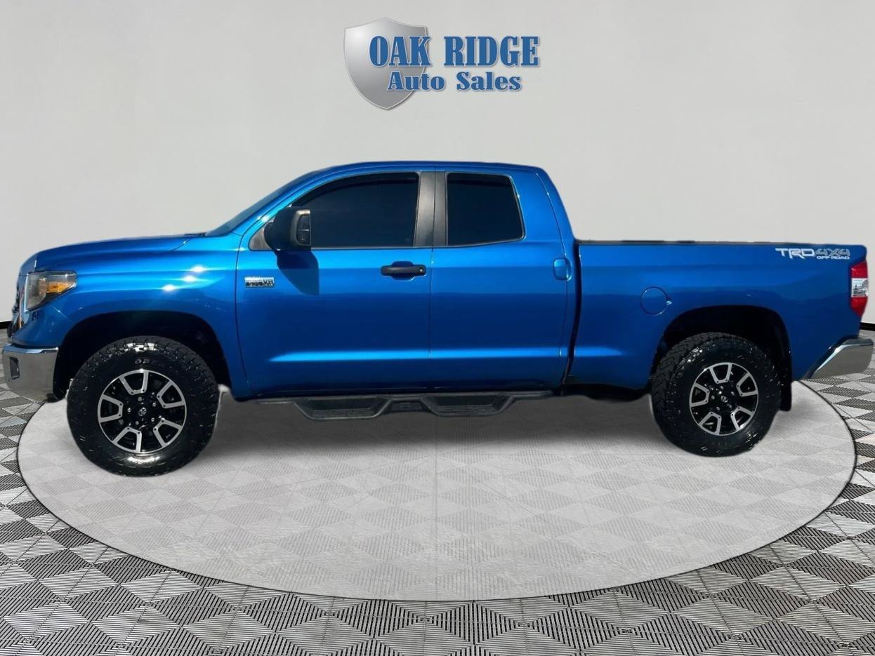 Used 2016 Toyota Tundra SR5 w/ TRD Off Road Package AWD/4WD image 8