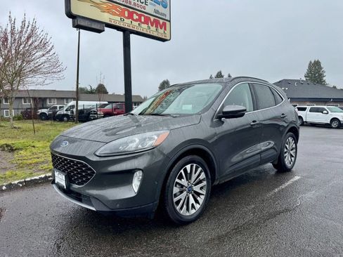 Used 2020 Ford Escape Titanium w/ Titanium Premium Package 2.0 image 23