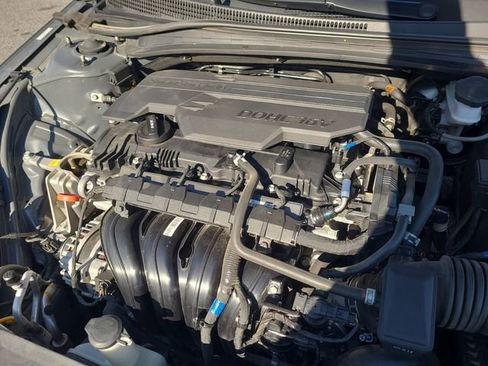 Used 2024 Hyundai Elantra SEL image 22