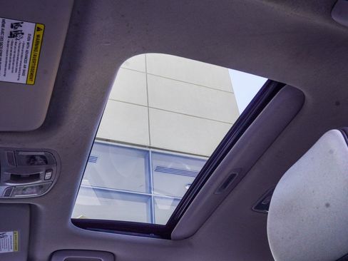 Used 2022 Hyundai Ioniq SEL image 22