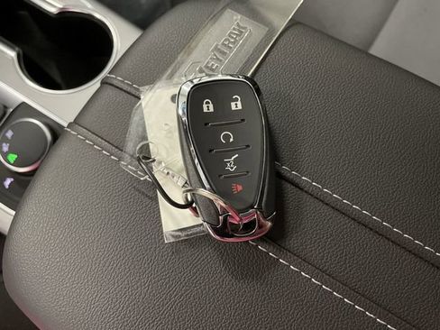 Certified 2023 Chevrolet Blazer LT w/ Convenience Package image 31