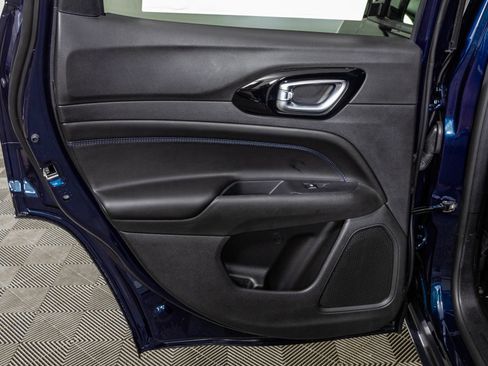 New 2026 Jeep Compass Latitude AWD/4WD image 36