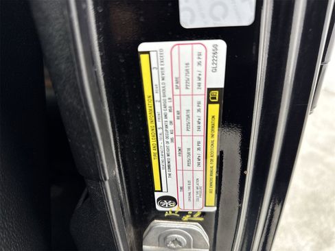 Used 2016 Jeep Wrangler Unlimited Sport w/ Connectivity Group image 41