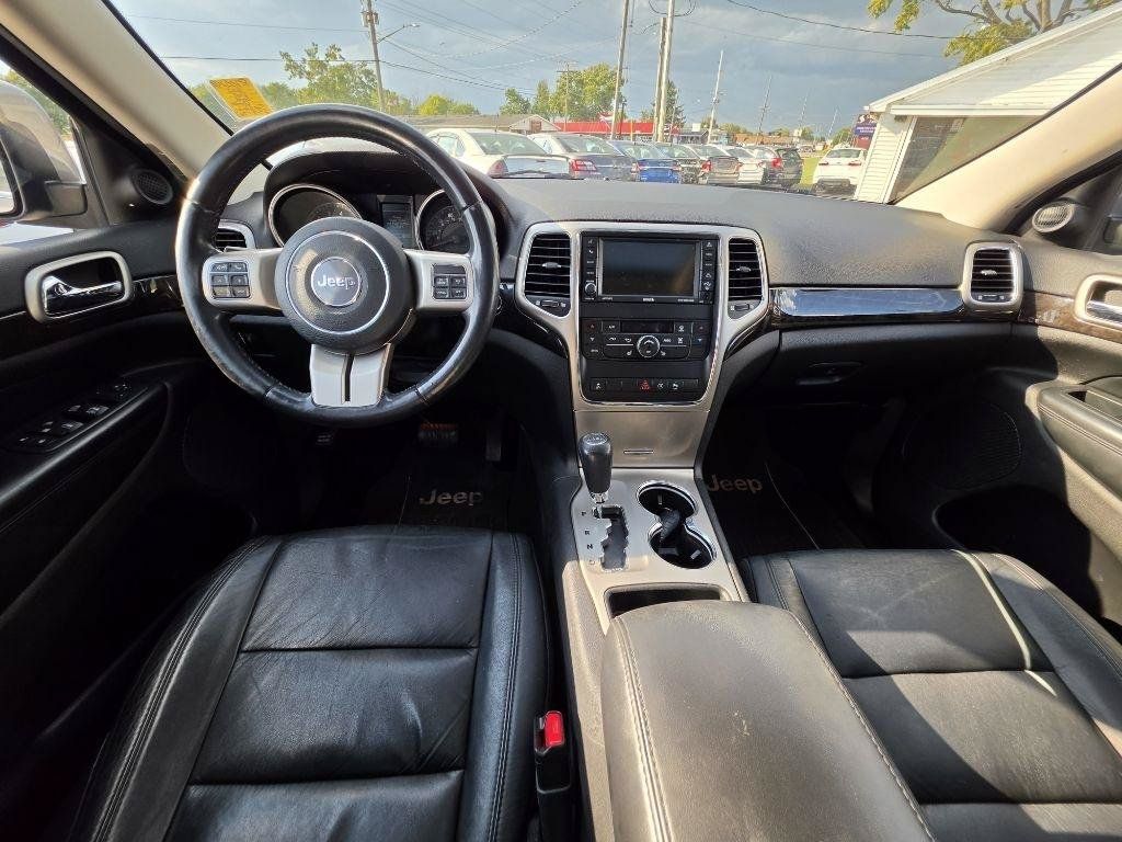 Used 2012 Jeep Grand Cherokee Laredo AWD/4WD image 13