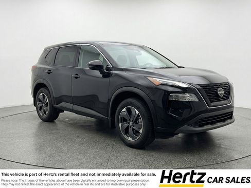 Used 2025 Nissan Rogue SV AWD/4WD image 1