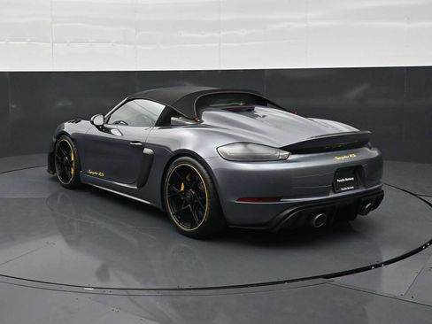 Certified 2025 Porsche 718 Boxster Spyder RS RWD image 3