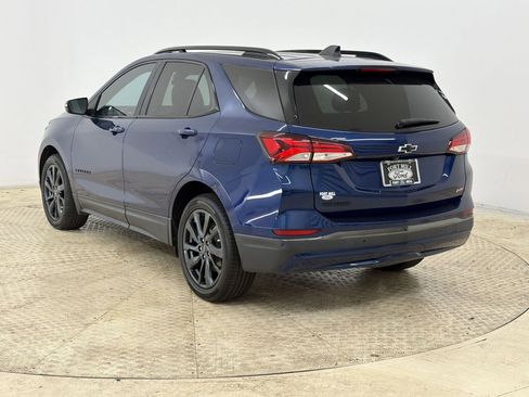 Used 2022 Chevrolet Equinox RS w/ RS Leather Package FWD image 3