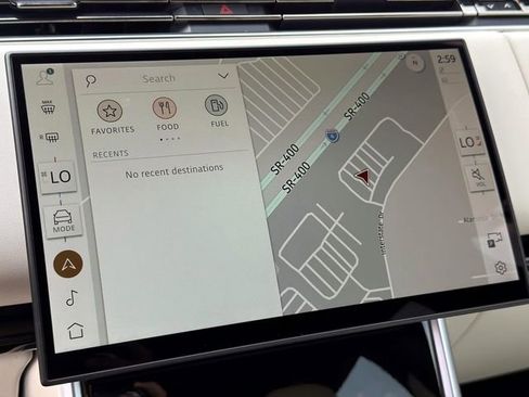 New 2026 Land Rover Range Rover SE image 23