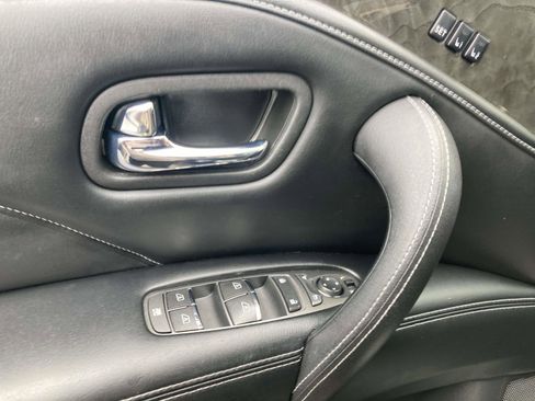 Used 2021 INFINITI QX80 Luxe w/ Cargo Package image 18