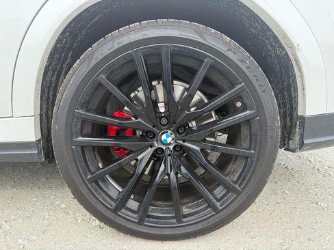 Used 2025 BMW X6 M60i image 15