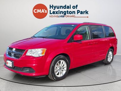 Used 2013 Dodge Grand Caravan SXT w/ UConnect Hands-Free Group
