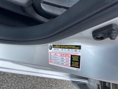 Used 2023 Nissan Versa SV FWD image 21