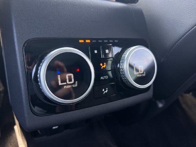 Used 2020 Jaguar I-PACE SE AWD/4WD image 19