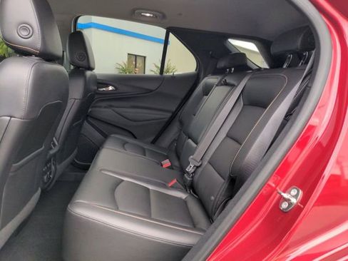 Used 2018 Chevrolet Equinox Premier image 13