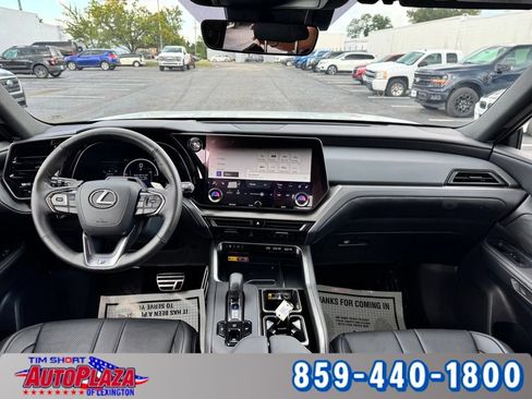 Used 2024 Lexus TX 500h AWD w/ Technology Package image 33