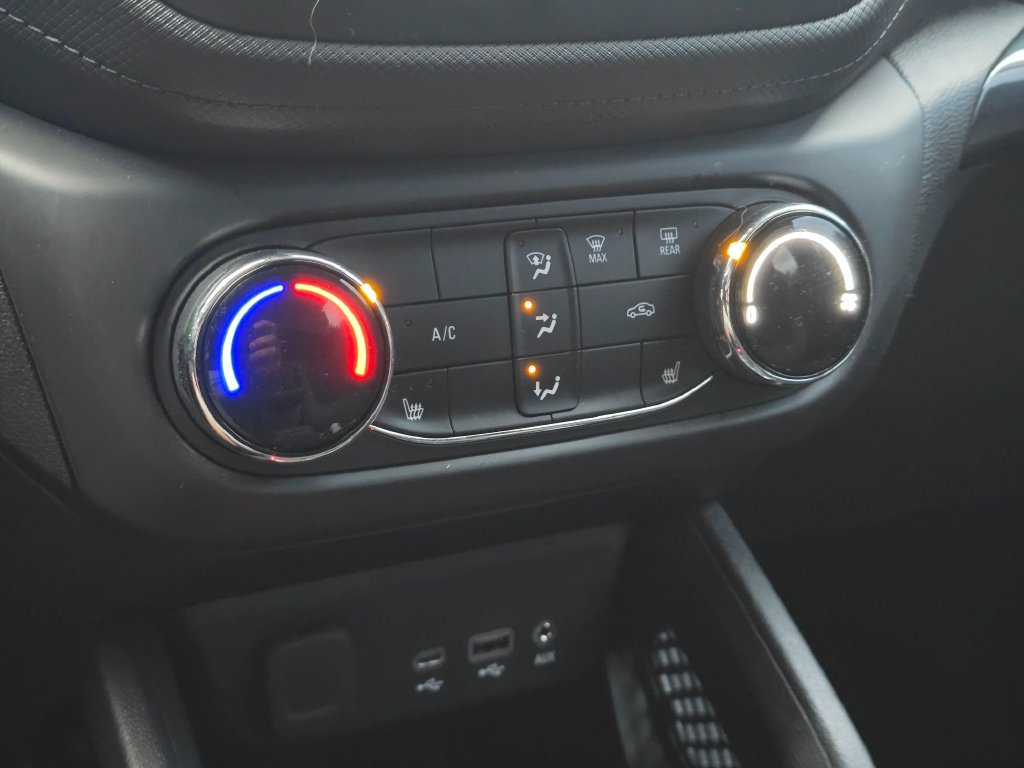 Used 2023 Chevrolet TrailBlazer LT AWD/4WD image 21