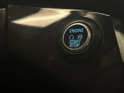 Used 2018 Ford Escape Titanium w/ Ford Safe & Smart Package FWD image 23