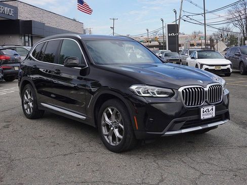 Used 2024 BMW X3 xDrive30i image 2
