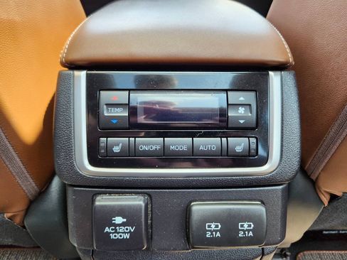 Used 2019 Subaru Ascent Touring AWD/4WD image 19