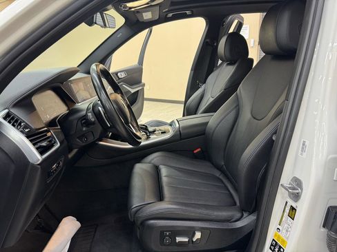 Used 2022 BMW X5 xDrive40i AWD/4WD image 24
