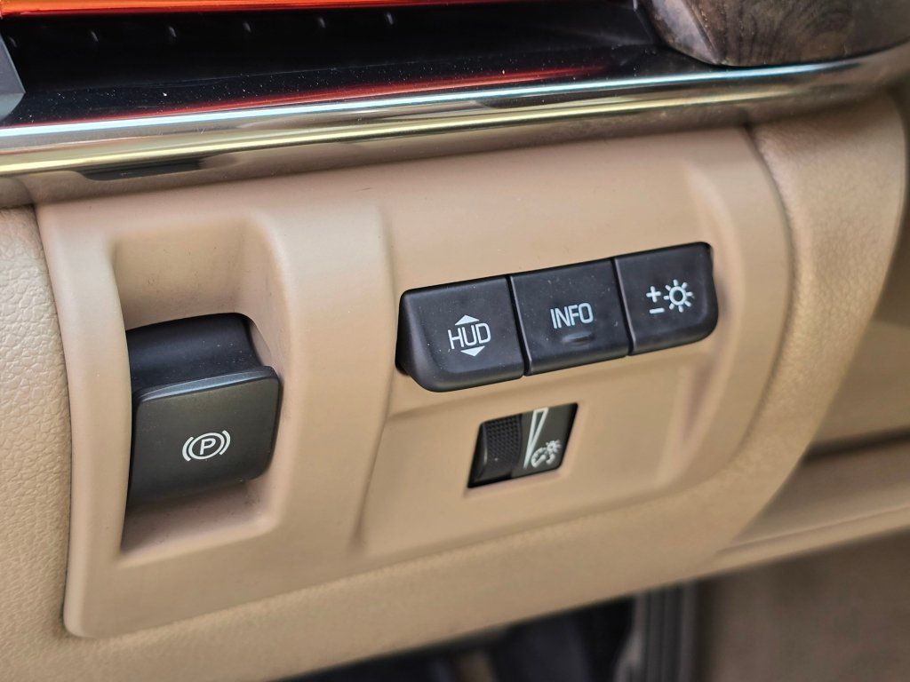 Used 2015 Cadillac CTS Premium RWD image 34