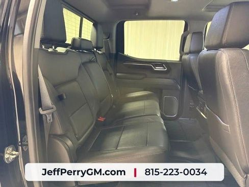 Used 2023 GMC Sierra 1500 SLT w/ SLT Premium Package AWD/4WD image 28