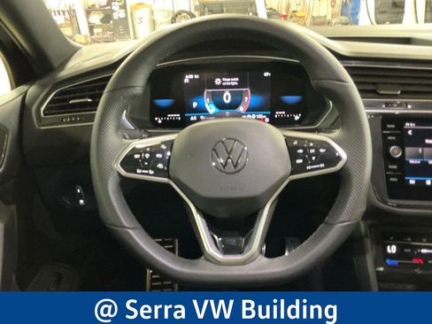 Used 2024 Volkswagen Tiguan SE R-Line AWD/4WD image 21