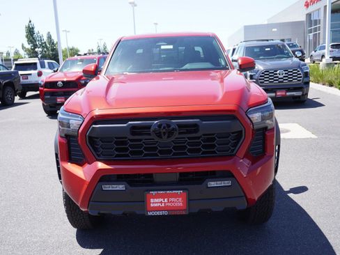 New 2026 Toyota Tacoma TRD Off-Road AWD/4WD image 6