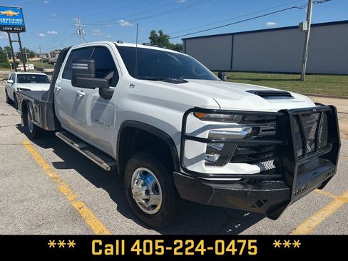 Used 2024 Chevrolet Silverado 3500 LT w/ Convenience Package AWD/4WD image 11